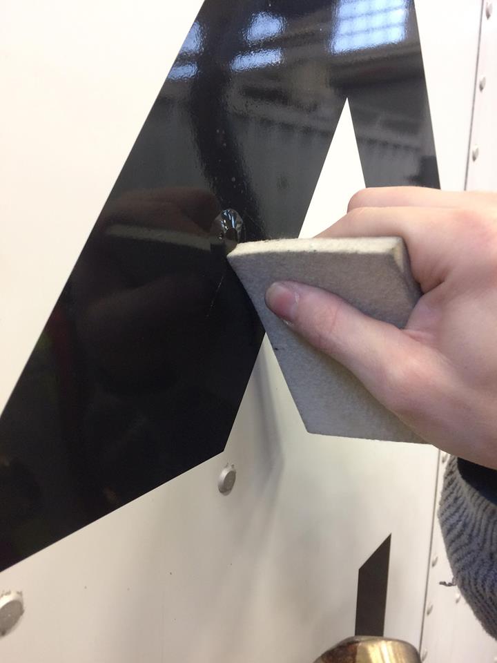 We service the lower mainland and will install your decals properly to ensure they get the optimal longevity and look their best.>
                                    </div>
                                    <div class=